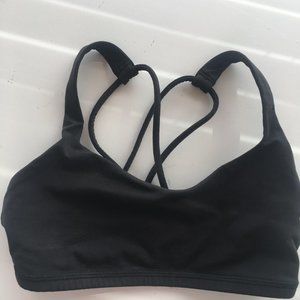 Lululemon Free to Be bra
